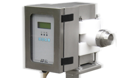 Metal detector for pipes