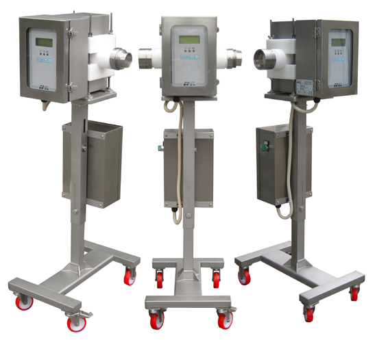 Metal detector on a steel support structure